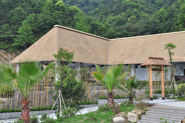 如何仿真茅草作為建筑的仿真裝飾選材？